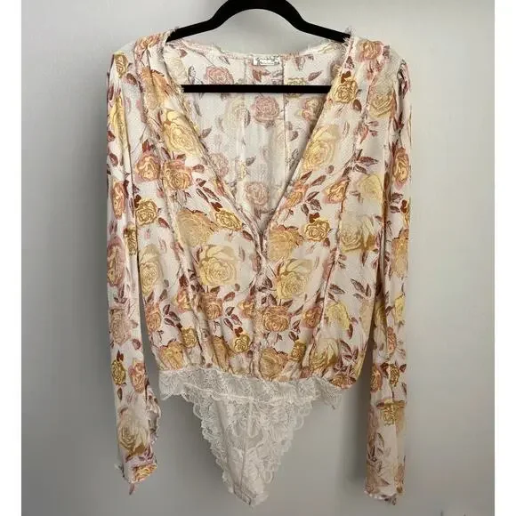Intimately Free People Everything’s Rosy Bodysuit Size Small Yellow Floral - Picture 3 of 15